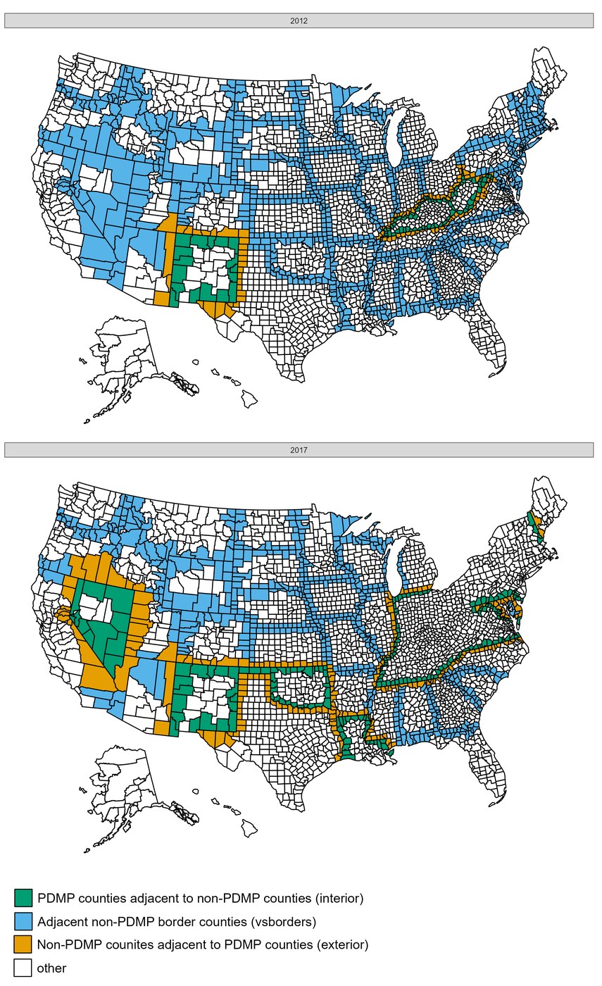 Two US county maps for 2012 and 2017 coloring must-access border counties, neighboring voluntary-access counties, and other voluntary-access border counties.